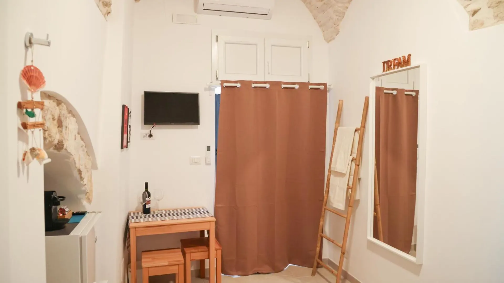 Maison d'hôtes Room 20 - Piccola Camera In Pietra Bianca Giovinazzo