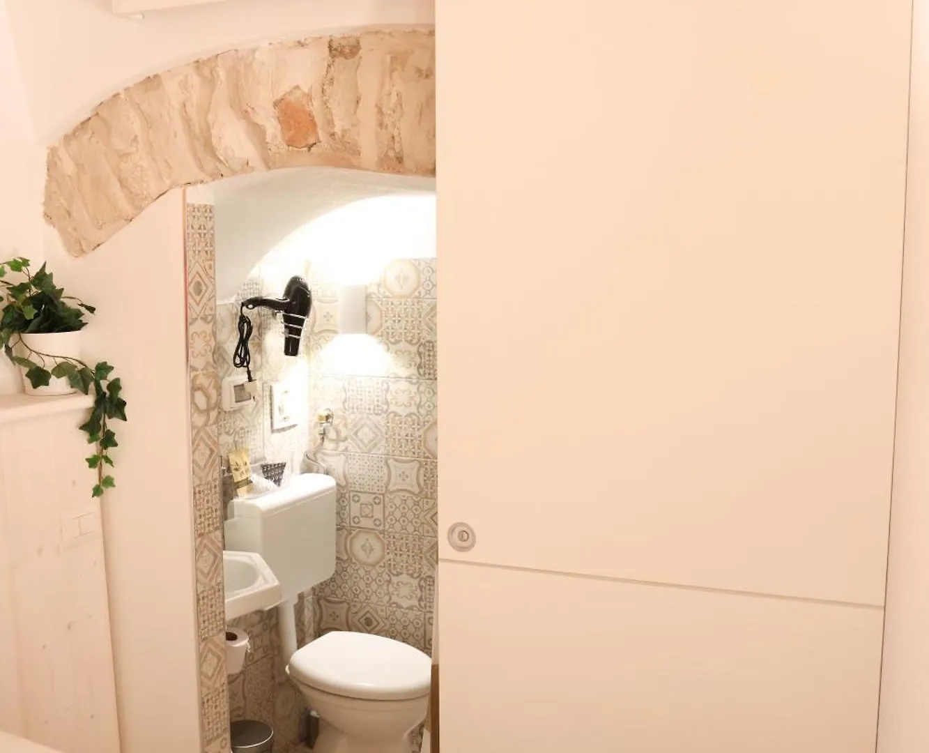 Room 20 - Piccola Camera In Pietra Bianca Giovinazzo Maison d'hôtes